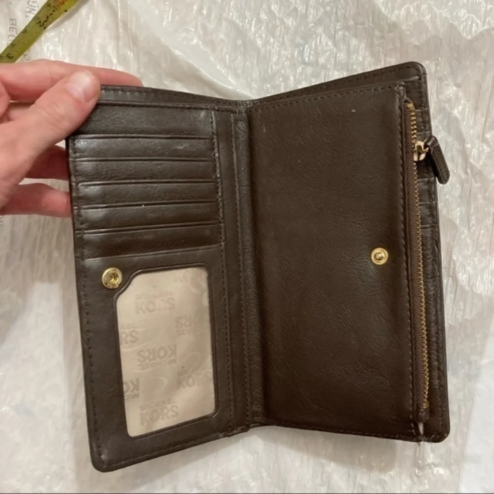 Michael Kors brown leather studded wallet tons of card slots!!!!
